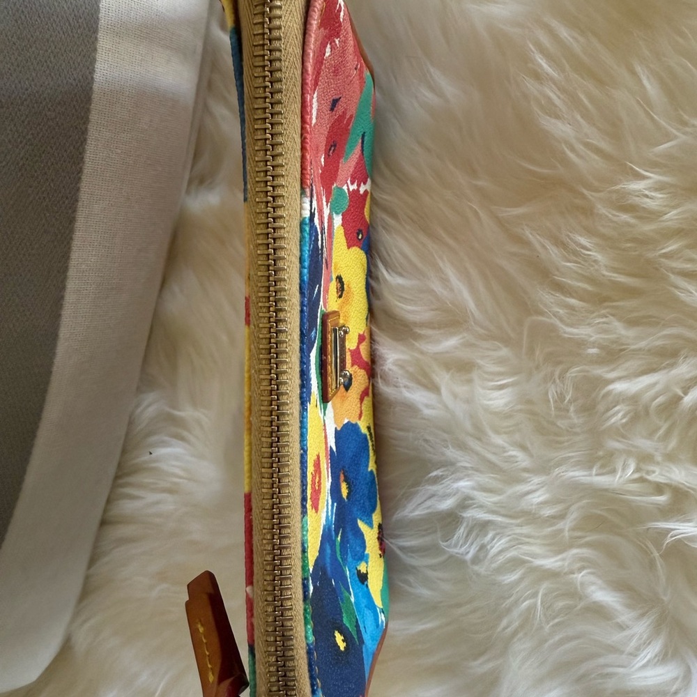 Dooney & Bourke- 🐳 Like New! Small Somerset Watercolors Collection Shoulder Bag - Picture 7 of 12